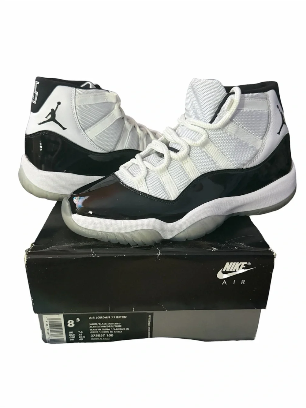 *new* Jordan 11 Retro Concord - White/Black/Icy Blue